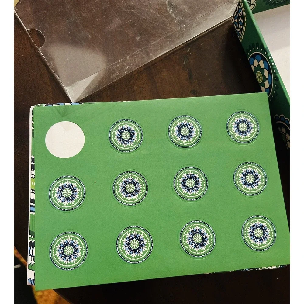 Vera Bradley Green And Blue Paisley Invitation 11 Cards And Envelopes
